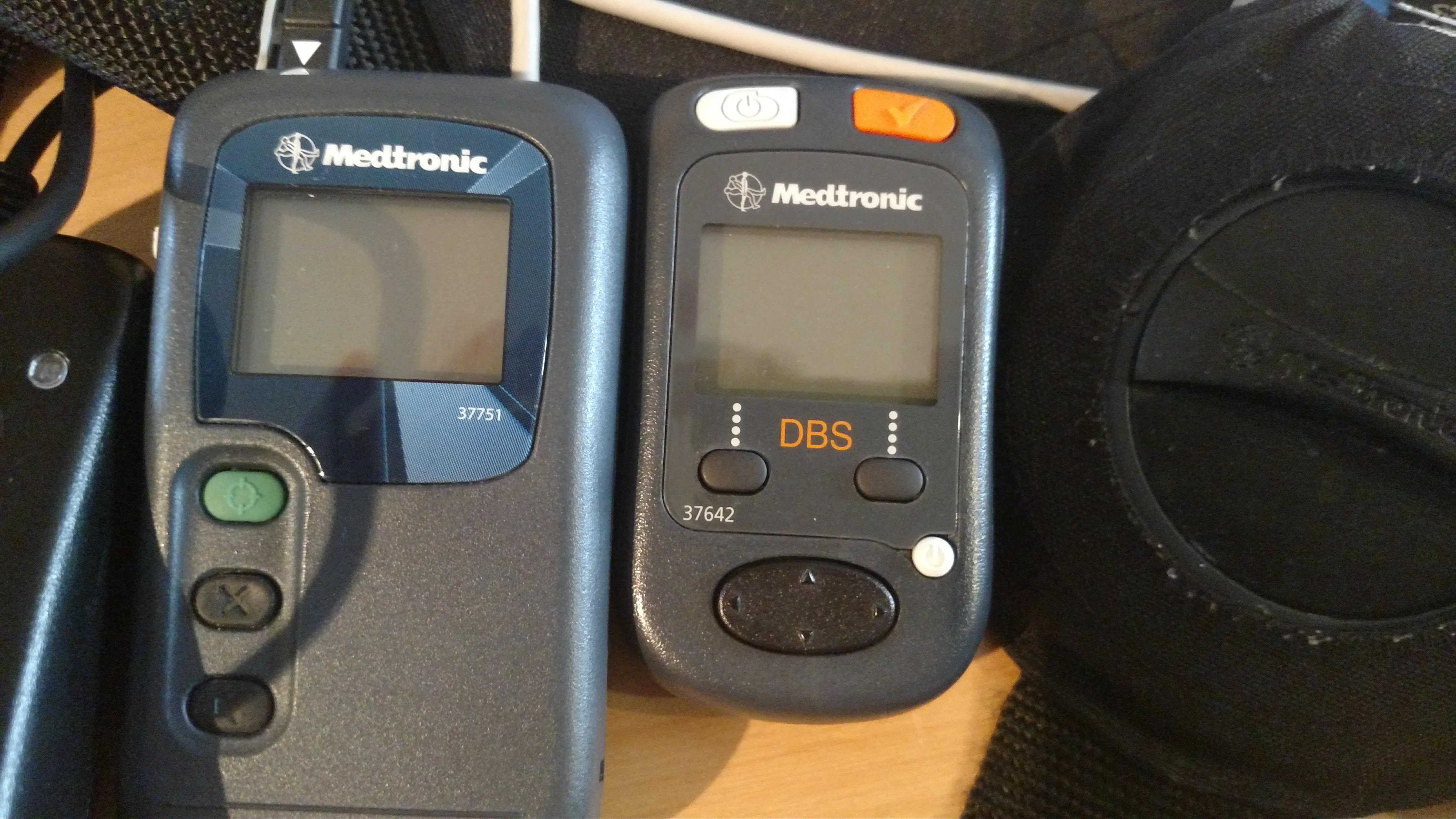 Medtronic DBS programmer and charger device
